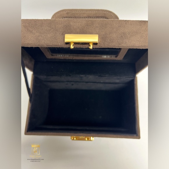 🤎SOLD🤎YSL Jewelry trunks - Picture 9 of 13